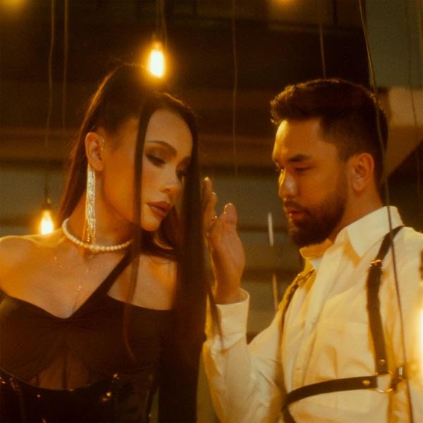Amre feat. Zhanar Dugalova – Болды