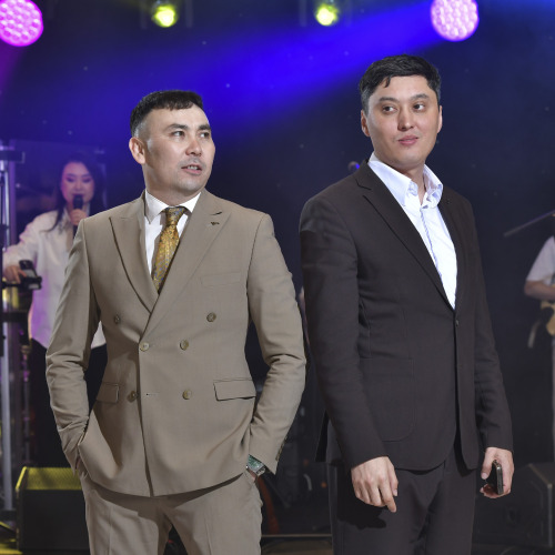 ARLAN Kz - Suretine karap tamsanam