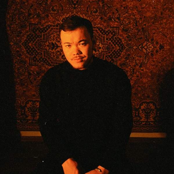 Ernar Amandyq – Senen kein (Acoustic)