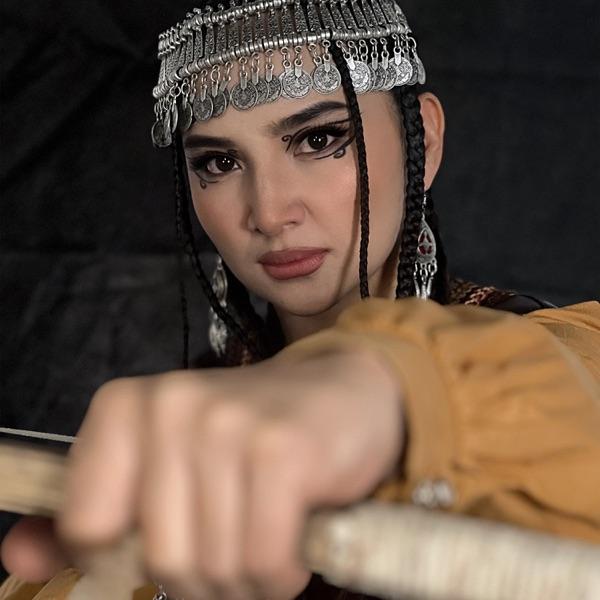 Saltanat Bakayeva – Жаса қазағым